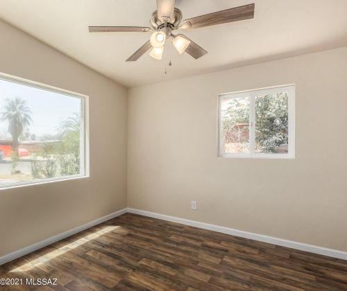 2305 19th St, Tucson AZ  85719-7016 exterior