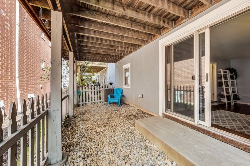 1806 Diversey Pkwy, Chicago IL  60614-1012 exterior