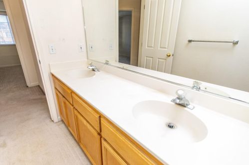 962 Ashford Dr, Turlock CA 95382-0262 exterior