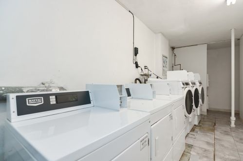 116 Spring St, Boston MA exterior