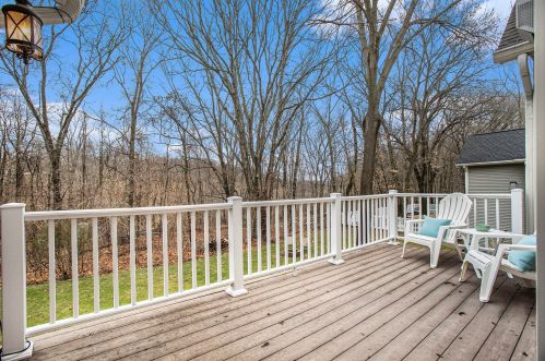 7180 Inverness Dr, Kalamazoo MI 49009-3935 exterior