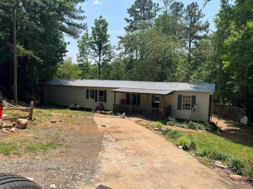 6140 River Run Cir, Gainesville, GA 30506-2974