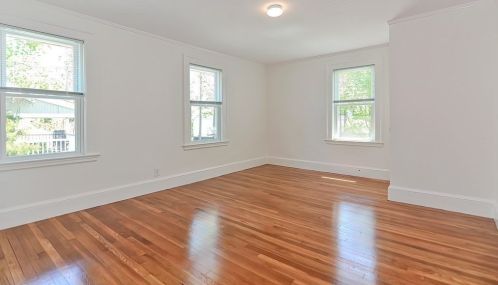 2142 Commonwealth Ave, Newton MA 02465-2914 exterior