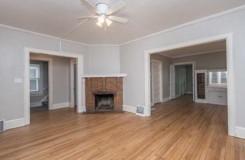 2134 52nd St, Milwaukee WI  53208-1135 exterior