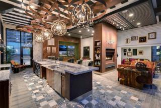 5250 Liberty Ave, Pittsburgh PA  15224-2307 exterior