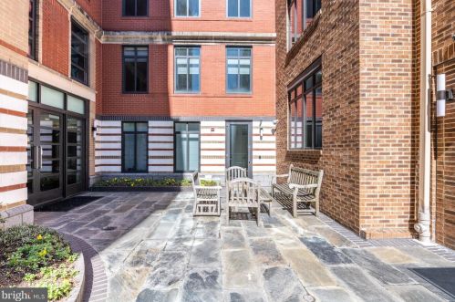 2818 Connecticut Ave, Washington DC  20008-1526 exterior