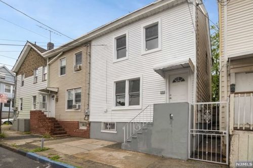 63 Levine St, Paterson NJ  07503-2731 exterior