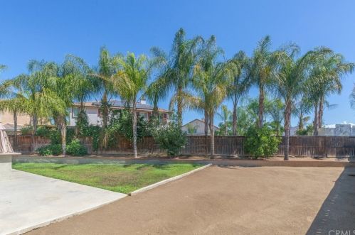 1580 Mendocino Way, Perris CA 92571-3751 exterior