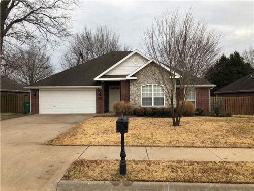 3499 Serviceberry Ln, Springdale AR  72764-6646 exterior