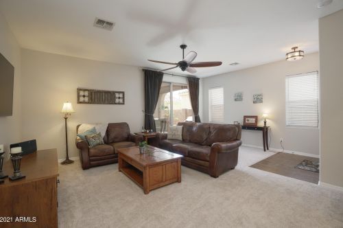 253 Jade Dr, Chandler AZ 85286-1646 exterior