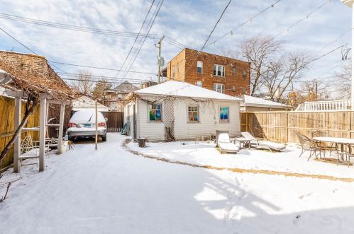 3852 Central Park Ave, Chicago IL 60629-4343 exterior