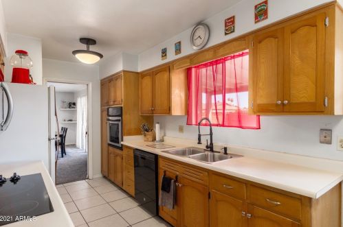 3401 Belmont Ave, Phoenix AZ 85051-6618 exterior