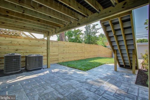 1520 Upshur St, Washington DC  20011-7008 exterior