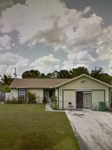 3512 Vollmer St, Fort Pierce, FL 34953-5243
