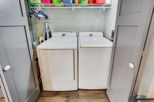 1719 17th St, Chicago IL  60608-1909 exterior