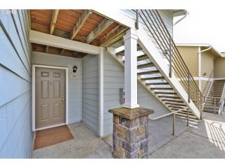 15064 Central Dr, Portland OR  97229-0963 exterior