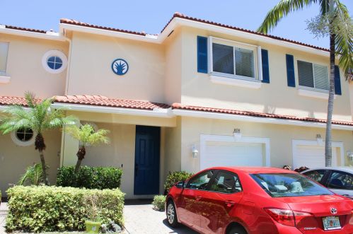 3074 Evergreen Cir, Boynton Beach, FL 33426-8652