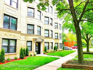 2446 Catalpa Ave, Chicago IL  60625-2275 exterior