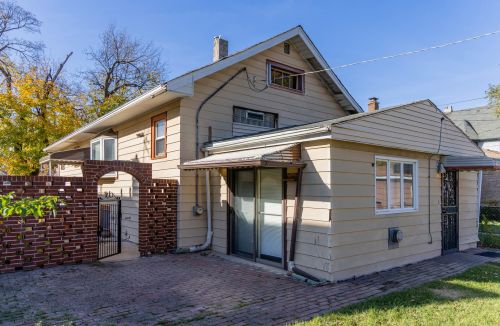 129 21 Ave, Broadview IL 60153-1474 exterior