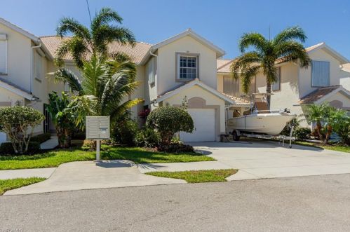 360 Stella Maris Dr, Naples, FL 34114-9631