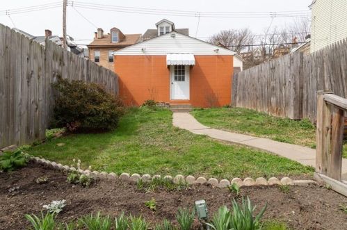 2018 Ley St, Pittsburgh PA 15212-3619 exterior