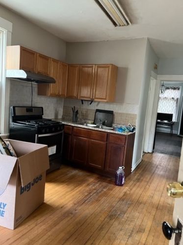 2837 Ridgeway Ave, Chicago IL 60632-3742 exterior