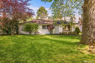 13724 Corliss Ave, Seattle WA  98133-7222 exterior