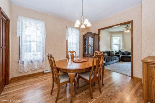 1451 72, Milwaukee WI 53214-4701 exterior