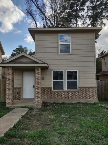 16689 Hammon, Montgomery TX  77316-6718 exterior