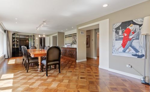 6461 Longmeadow Ave, Chicago IL 60712-3205 exterior