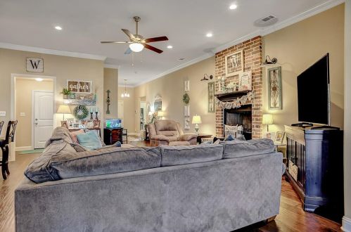 2805 Lillis Ln, Denison TX 75020 exterior