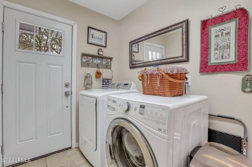 24 Fernlakes Dr, Bluffton SC 29910-6417 exterior