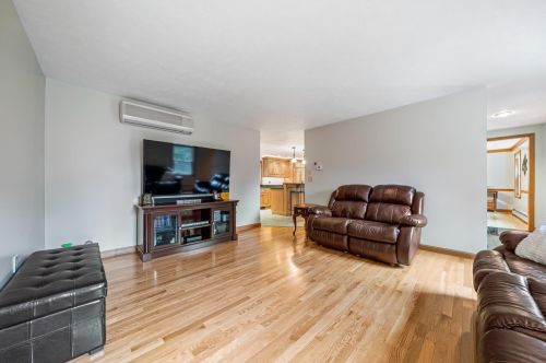 3 Arrowhead Dr, Concord NH  03304-5013 exterior