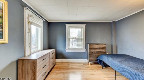 59 Mountainview Ave, Nutley NJ 07110-2233 exterior