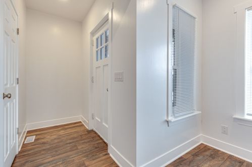 5228 Green St, Chicago IL  60609-6132 exterior