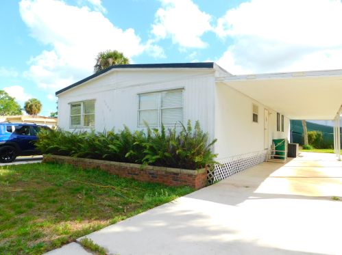 5013 Margaret Ann Ln, Fort Pierce, FL 34946-9124