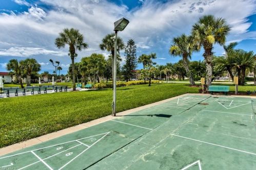 4358 27th Ct, Naples FL 34116-0902 exterior