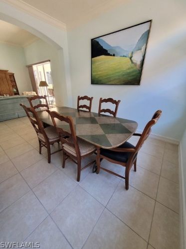 6044 Dogleg Dr, Naples FL 34113-1688 exterior