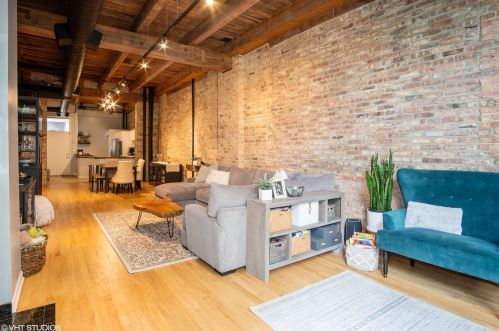 1737 Paulina St, Chicago, IL 60622-1916