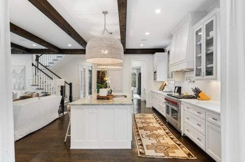 2652 Forrest Way, Atlanta GA  30305-3770 exterior