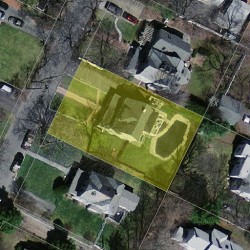 40 Oakland Ave, Newton MA  02466-1705 aerial view