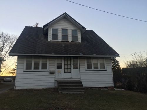 271 14th St, Hamilton, IL 62341-1614