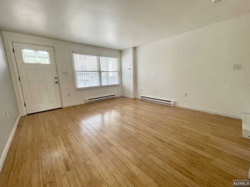 810 13th St, Newark NJ  07107-1314 exterior