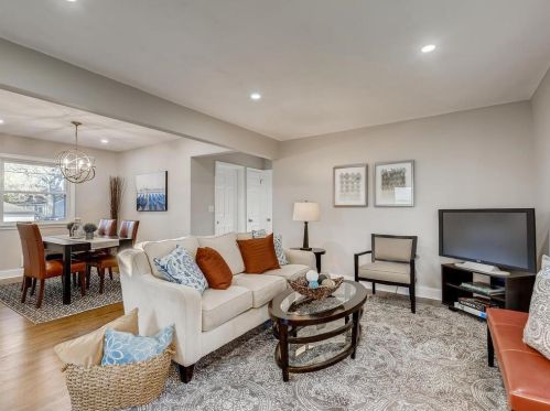 1648 Idaho Ave, Saint Paul MN  55106-1318 exterior