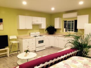 12609 Woodgreen St, Los Angeles CA  90066-2725 exterior