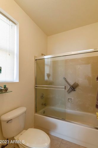 24032 Lakeway Cir, Chandler AZ 85248-7312 exterior