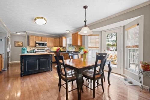 526 Leland Dr, Pittsburgh PA 15236-2758 exterior