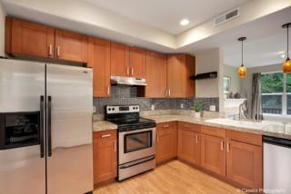 12865 Beagle Ct, Portland, OR 97223-2836