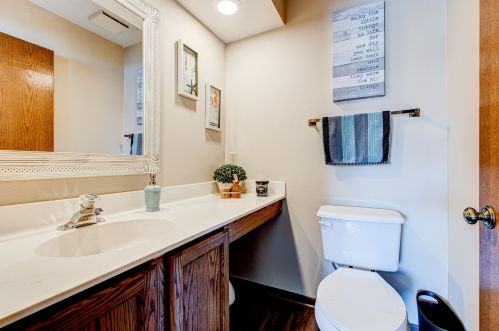 3801 College Ave, Milwaukee WI  53221-4540 exterior