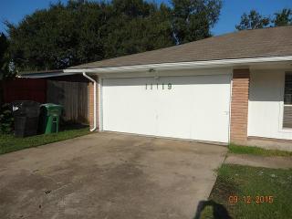 11119 Atwell Dr, Houston TX  77096-6131 exterior